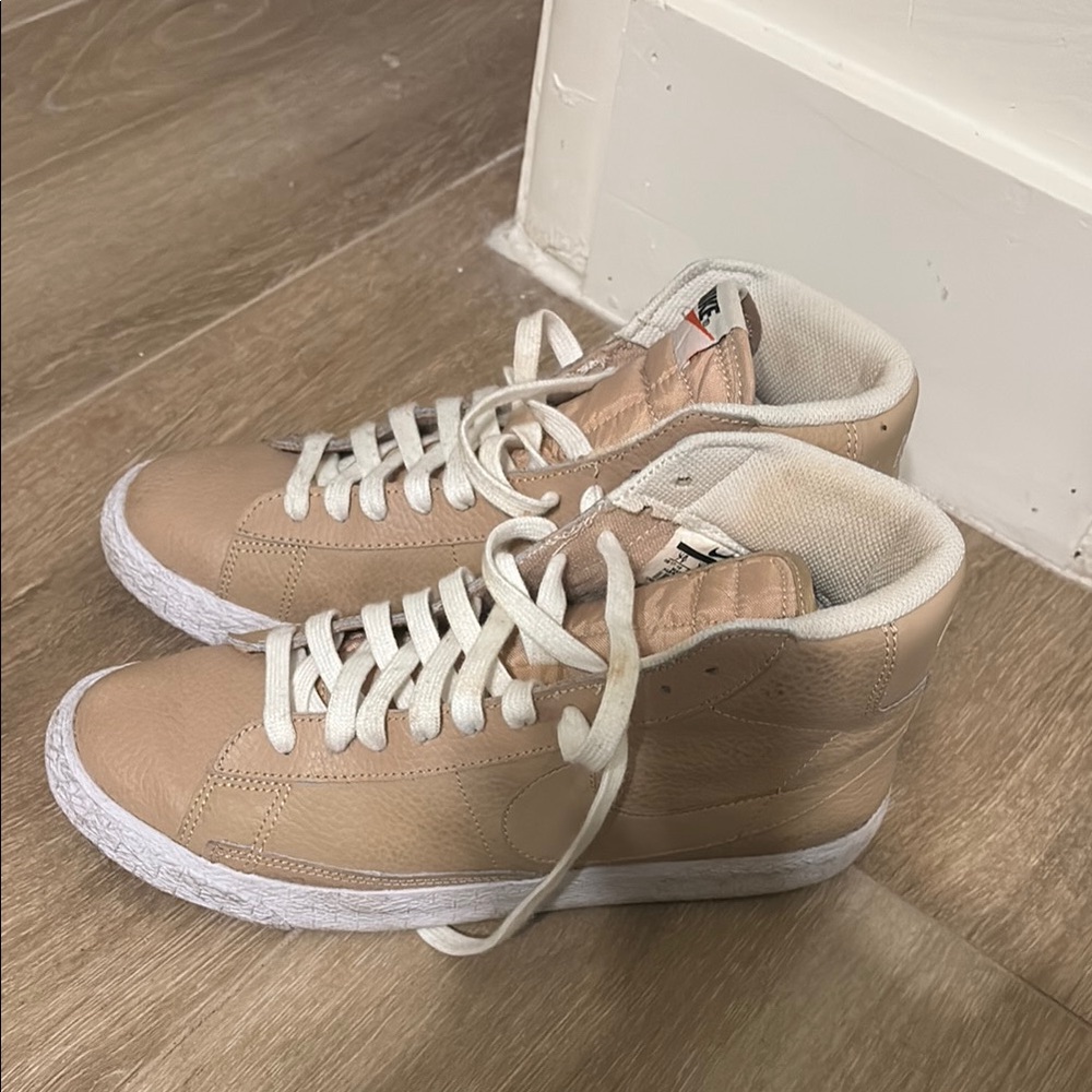 Nike Women's Beige High-Top Sneakers